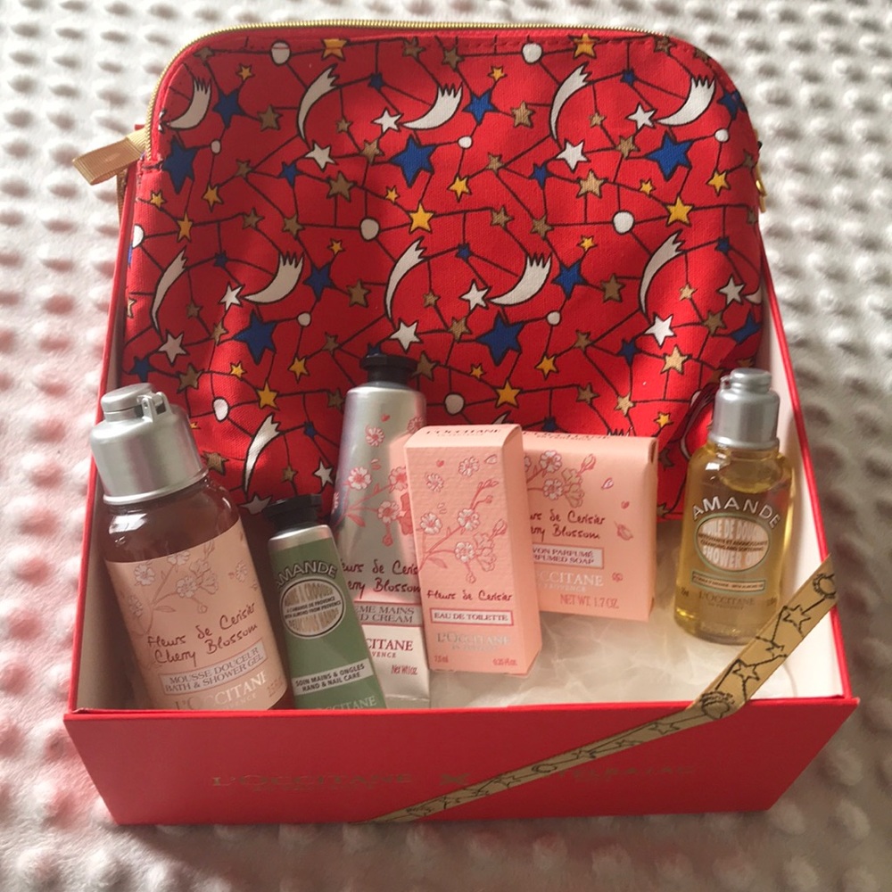 L’Occitane Floral Beauty Discovery Kit